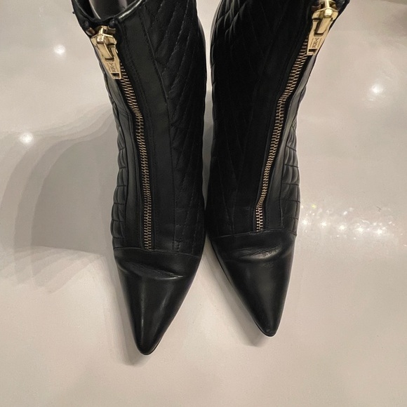 Pointed toe leather booties - Picture 4 of 5